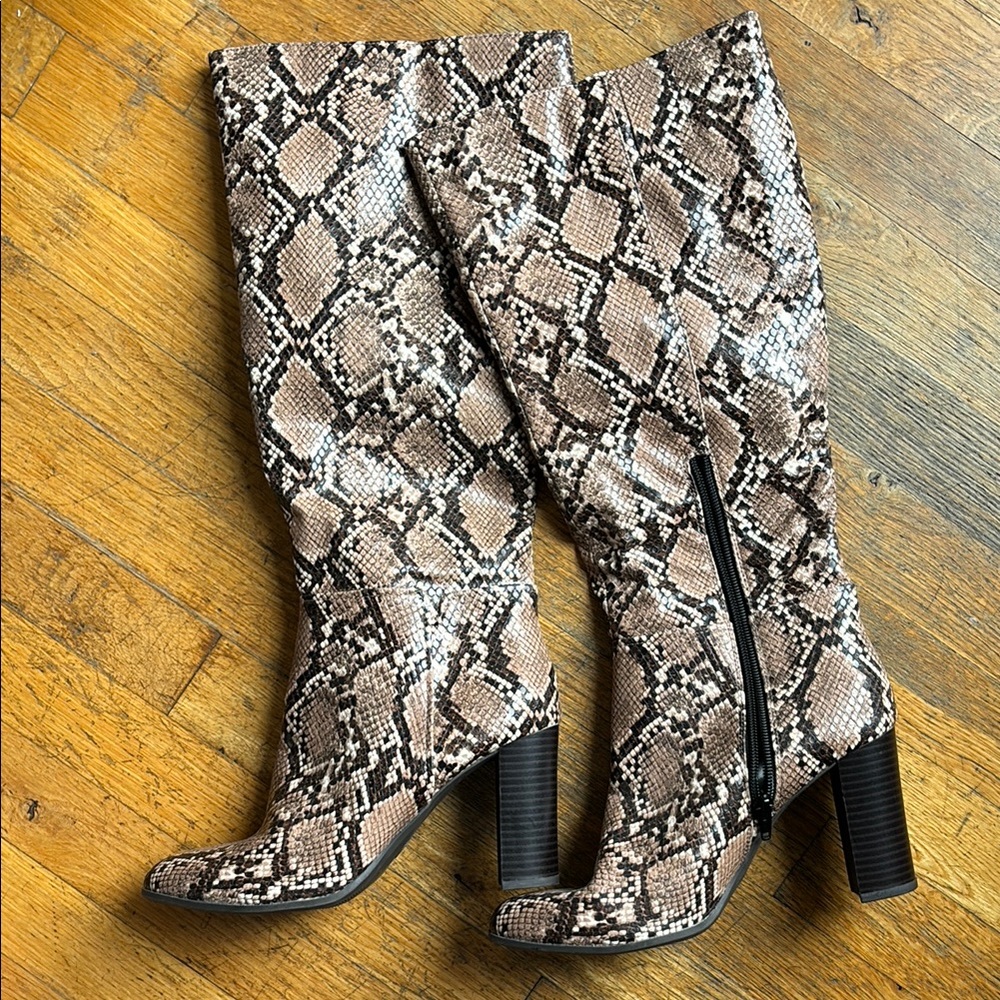 Snakeskin Pattern Knee-High Boots Like New
